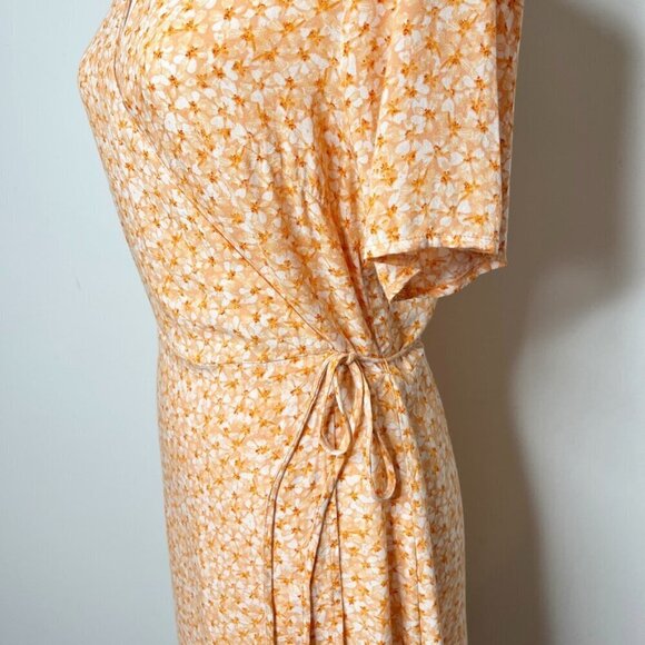 H&M Women's Wrap Dress Size S Orange Floral Print Short Sleeve V-Neck Crossover - Picture 6 of 10